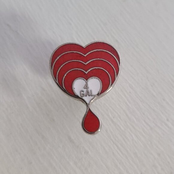 Blood Drive Four 4  Gallon Award Vintage Lapel Pin Tie Tack - Bleeding Heart Pin - Picture 1 of 4